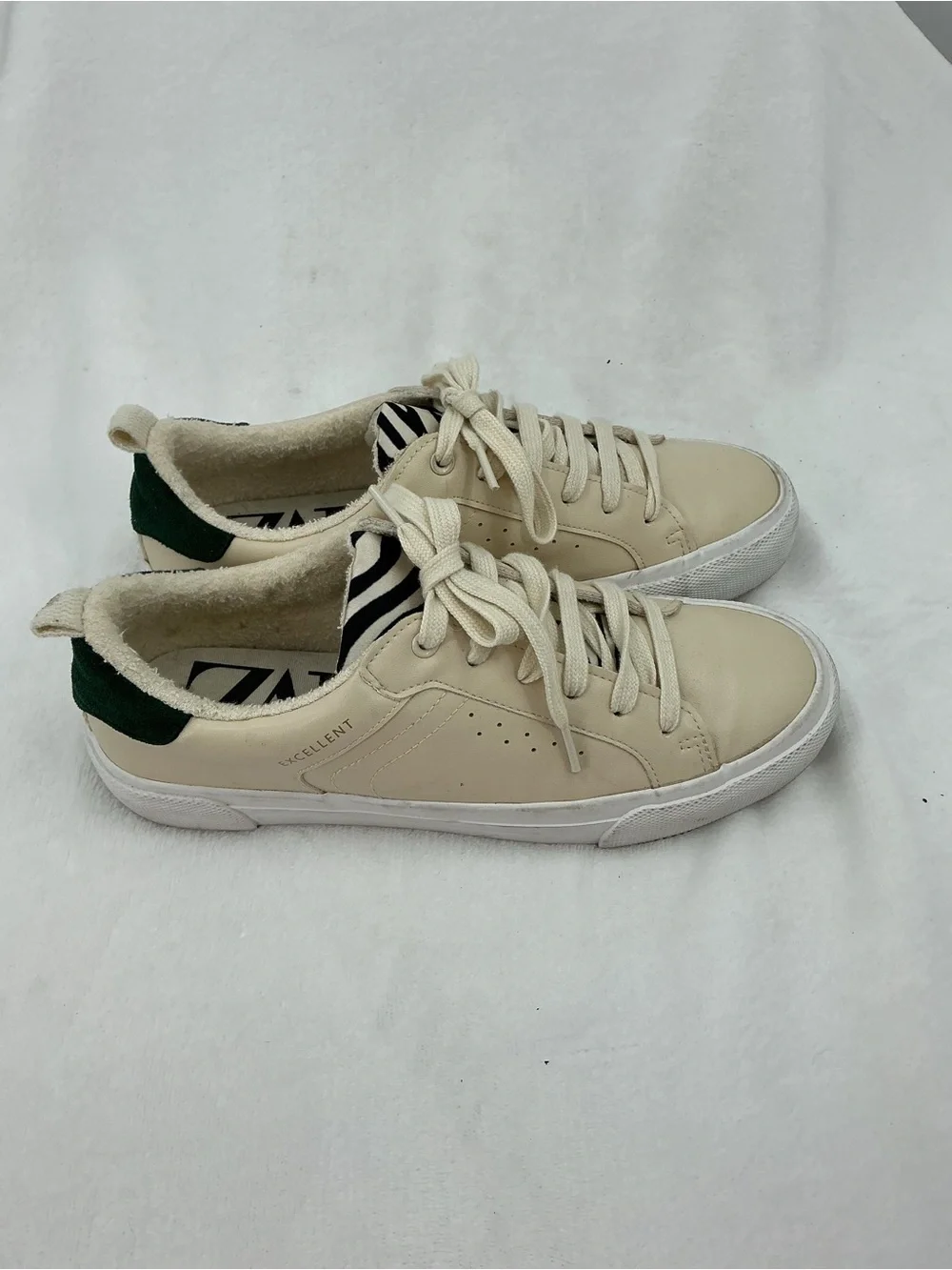 Zara Cream Sneakers with Green Heel and Zebra Tongue B46